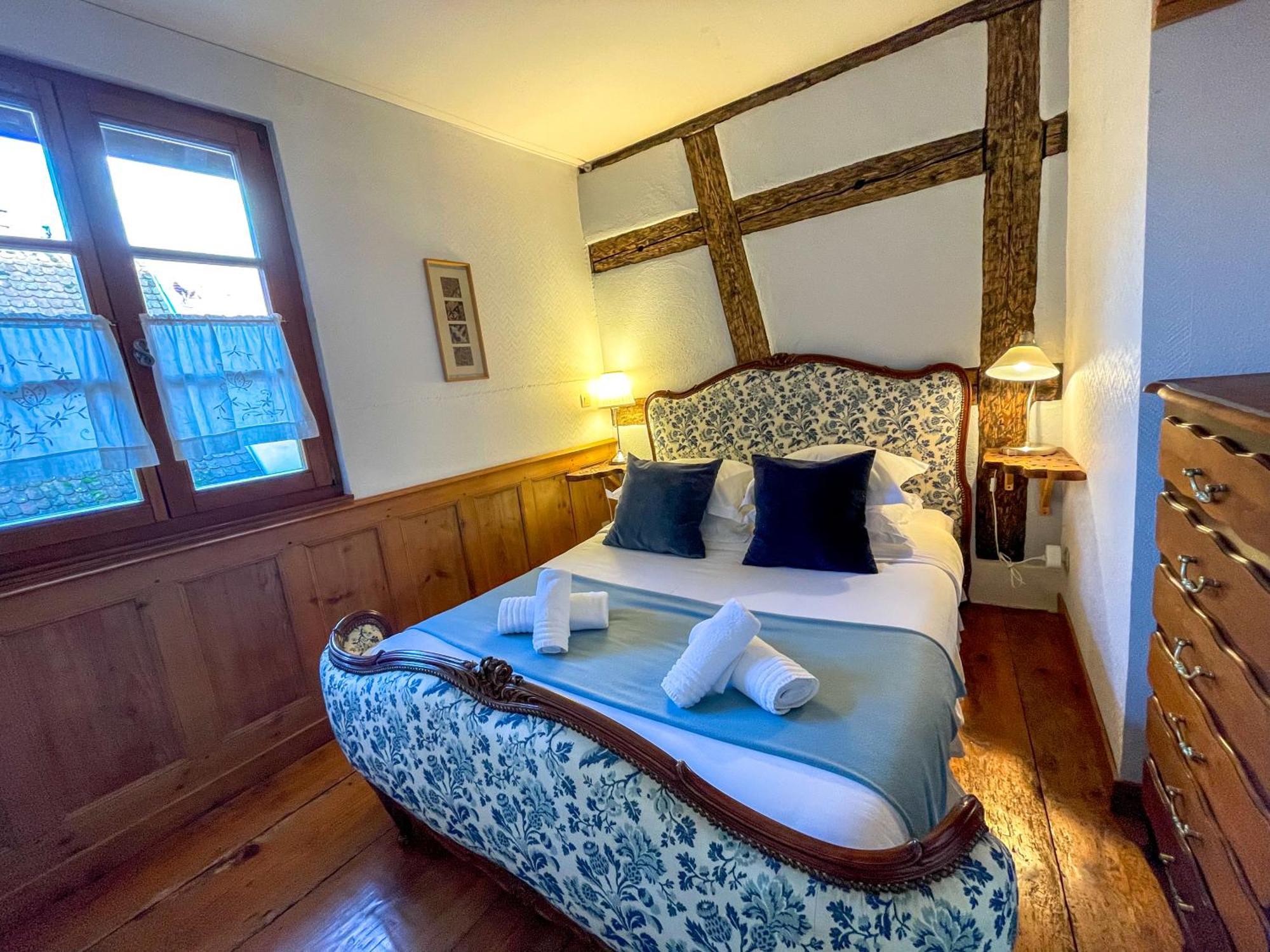 La Maison Bleue - Historic House In The Heart Of 리크위르 외부 사진